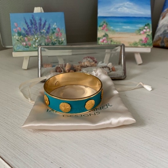 Janna Conner Sand Dollar Bangle-New - Picture 4 of 4